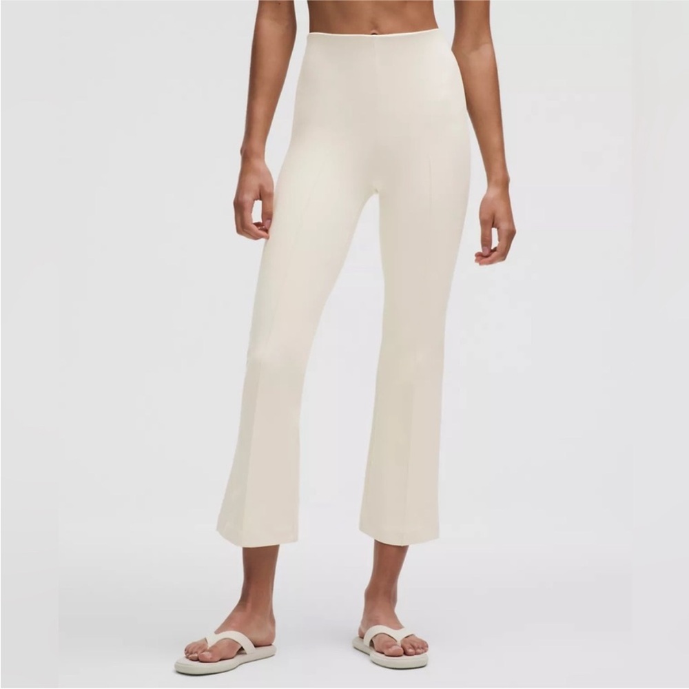 Lululemon Athletica Off-White Flare Pants size S